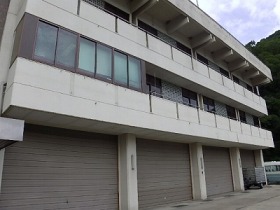 学校外観2